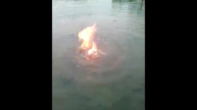 В озере горит вода смотреть онлайн
