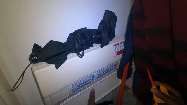 "Why Are There Two Lives From Separate Circuits At A Light Switch!!!???" | Electrical Fault Finding смотреть онлайн