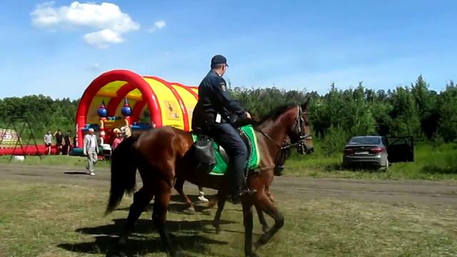 конная полиция на Сабантуе-2014 смотреть онлайн