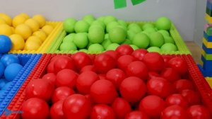 Pea Pea On The School Bus - Green Alien Pea Pea - Cartoon For Kids