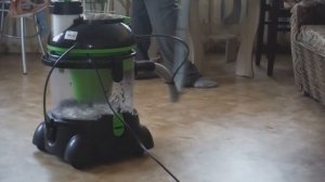 Пылесос моющий Arnica Hydra Rain его работа 2019.