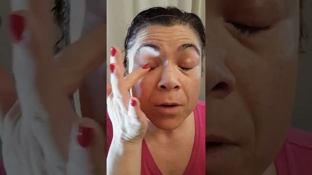 Eyelash and Eyebrow Growth Serum Tutorial Video! Quick Update! смотреть онлайн