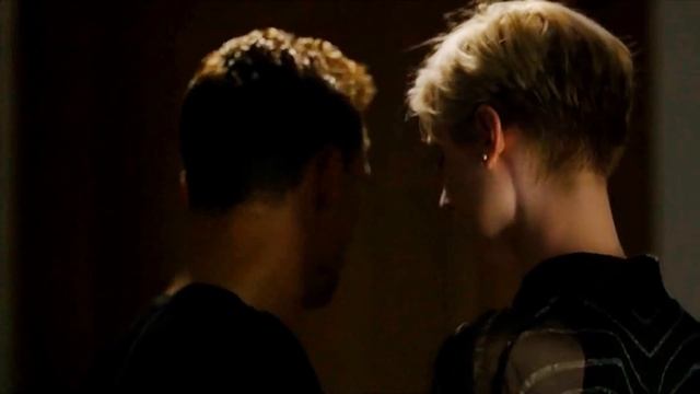 Shout | The Night Manager смотреть онлайн