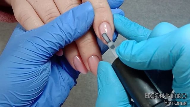 ГРАДИЕНТ с двухцветным френчем/НАРАЩИВАНИЕ сорванного ногтя смотреть онлайн