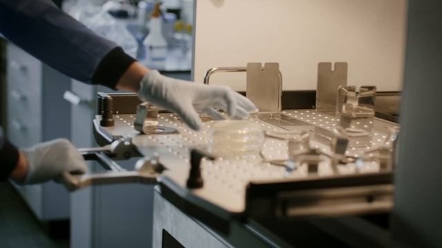 Using AlphaFold in the fight against plastic pollution - Google DeepMind смотреть онлайн
