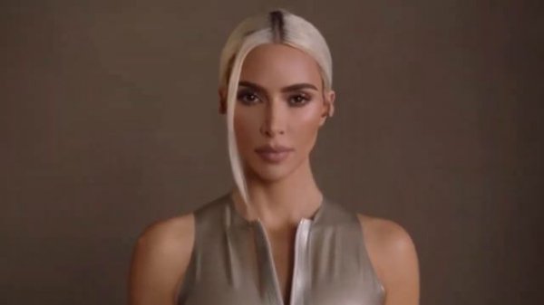 Beats Fit Pro x Kim Kardashian in Dune, Moon, and Earth