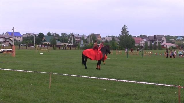 Костюмированное конное выступление смотреть онлайн