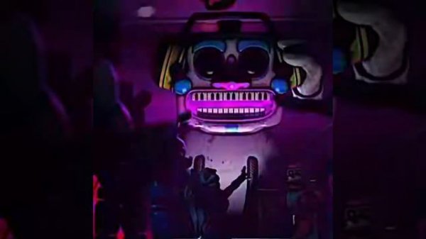 It's a SHOWDOWN in the SPOTLIGHT 1 Hour// 1 час