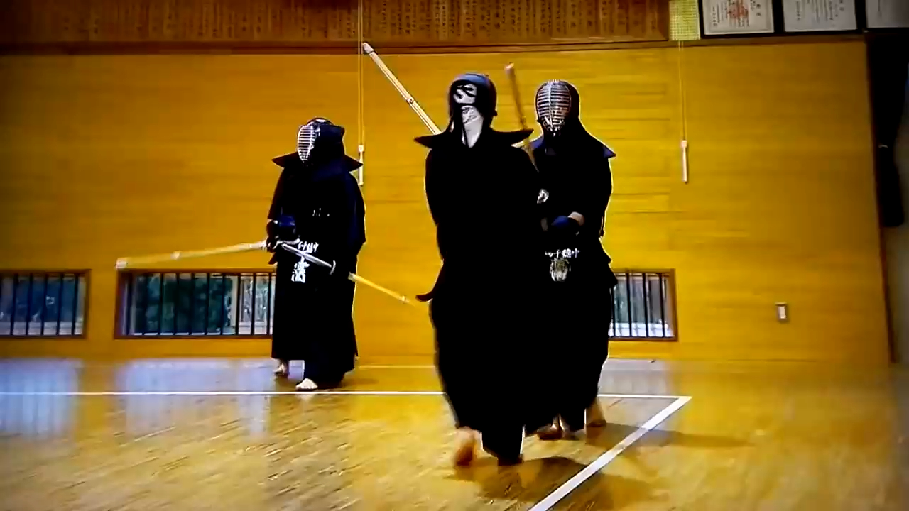 Kendo-Training 高千穂中剣道部紹介 смотреть онлайн