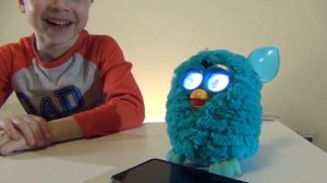 Ферби просыпается!!! Фёрби танцует!!! Играем в Furby!!!