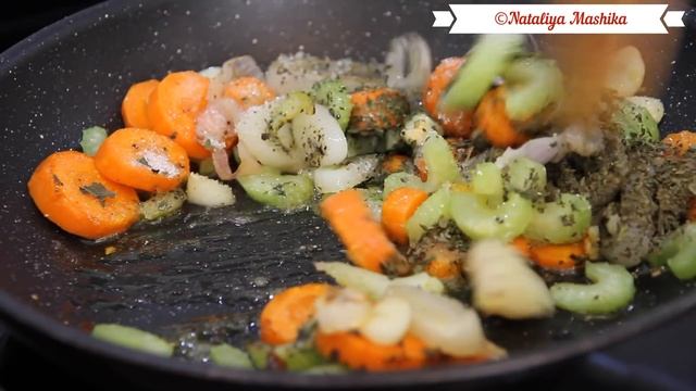 Универсальный ТОМАТНЫЙ СОУС для ПАСТЫ, ПИЦЦЫ, ПЕРВЫХ И ВТОРЫХ БЛЮД смотреть онлайн