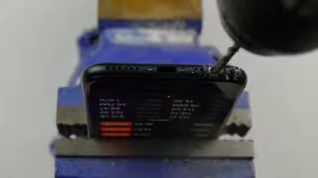 Делаем на iPhone 7 разъем для наушников! 1486745773466 смотреть онлайн
