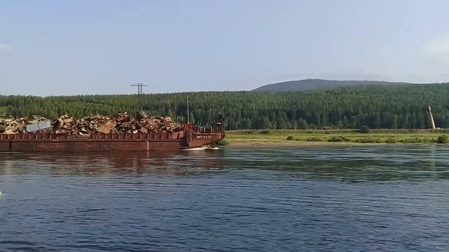 Река Лена, город Усть-Кут, порт Осетрово смотреть онлайн