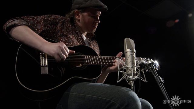 Gear4music Deluxe 3/4 Classical Guitar in Black | Demonstration смотреть онлайн