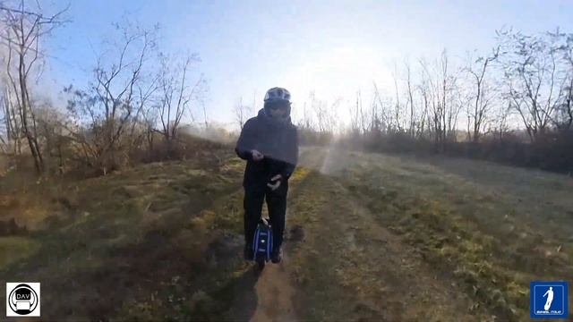 Monowheel Kingsong KS16X vs Fango! (Eng Sub) смотреть онлайн