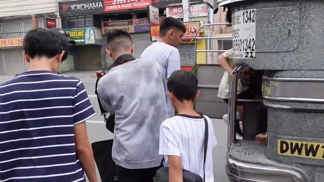UNDAS Sobrang Dami ng Tao смотреть онлайн