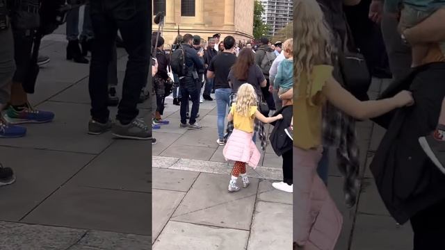 Sylvester Stallone at the Rocky steps in Philadelphia. Rocky Rocky Rocky!!! смотреть онлайн