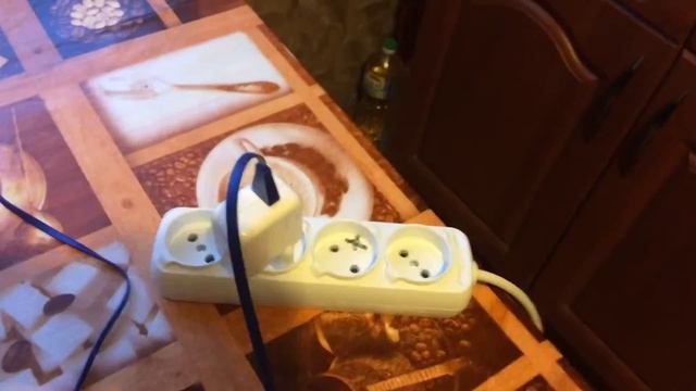 Док станция из Китая за 350 руб Заезжает планшет большой и не падает ,телефон. смотреть онлайн