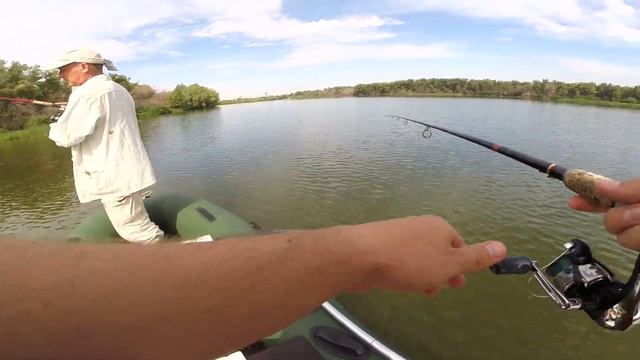 Трофейная рыбалка на озере Денежное, х. Бобры, г. Волгоград. смотреть онлайн