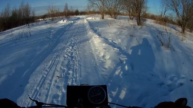 Февральский прохват на советском мотоцикле ИЖ Планета.