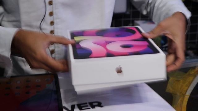 Apple iPad Air 4 Unboxing - The Best Pro iPad - iPad Air 4 Review - iPad Air 4 Price in Pakistan смотреть онлайн