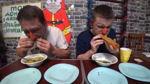 ПОЕДАНИЕ САМОЙ ОСТРОЙ ЕДЫ НА СКОРОСТЬ l КТО БОЛЬШЕ СЪЕСТ ПИЦЦЫ СУПА СОСИСКИ В ТЕСТЕ