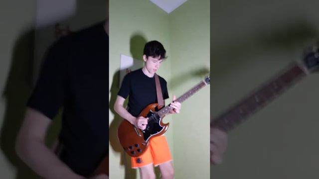 Mάneskin-Zitti E Buoni(guitar cover) by 14 years old Sasha Sidorenko.This is my vision of it!!! смотреть онлайн