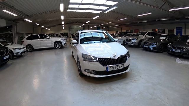 Skoda Fabia 1.0TSI EU6 95HK MOMS CARPLAY PDC FARTHÅLLARE EU6 - 20 смотреть онлайн
