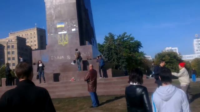 Харьков памятник Идолу КиРдЫк смотреть онлайн