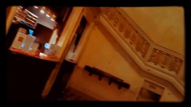 В старом кинотеатре "Аврора"... смотреть онлайн