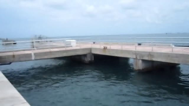 № 1016 США О парковках остров Ки Вест Флорида 19 июня 2011 смотреть онлайн