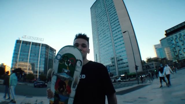 НЕЗАБЫВАЕМЫЙ СКЕЙТ-ТУР В МИЛАН!  SUPREME , СТРИТ, СКЕЙТ-ШОПЫ! смотреть онлайн