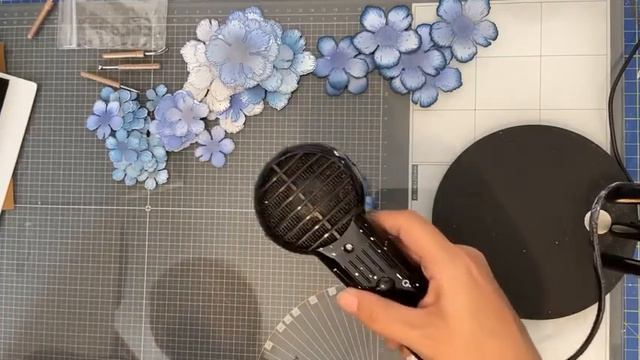 FBLive - ONLINE Demodag - Heartfelt Creations Bloemen Door Sabine - 6 Aug