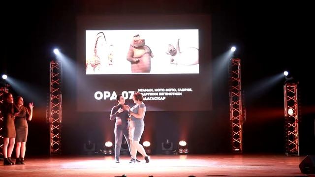 Мадагаскар - Мелман, Мото-Мото, Глория, Подружки Бегемотихи (Ориджинал дефиле) - Aki no Yume 2019 смотреть онлайн