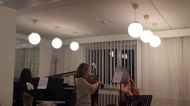 GLINKA "Galop" смотреть онлайн