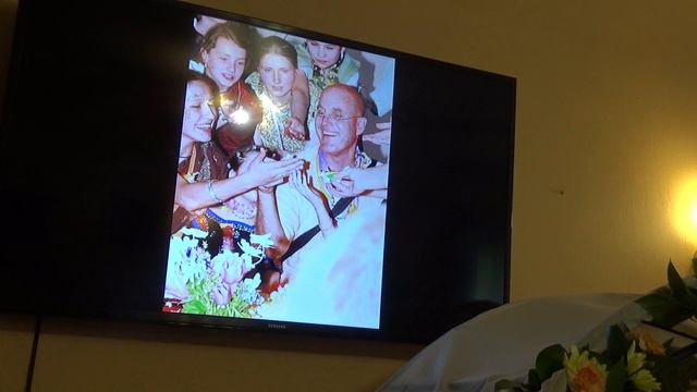 Киртан в храме Шри Шри Нитай Гауранга, Екатеринбург 23.05. Kirtan in the temple. Gaja Hanta das. смотреть онлайн