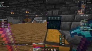 NurNyashka пытается что то сделать против дофига челов в BixLand