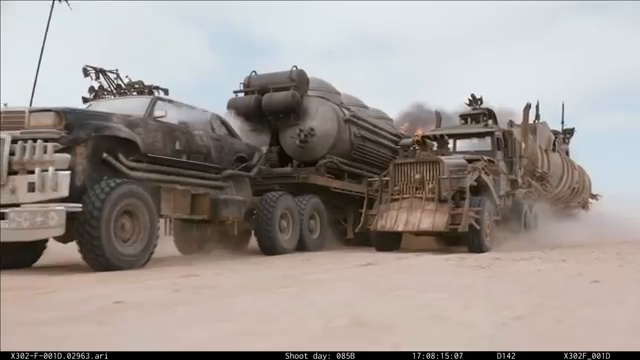 Погоня из «Безумного Макса» без компьютерной графики смотреть онлайн