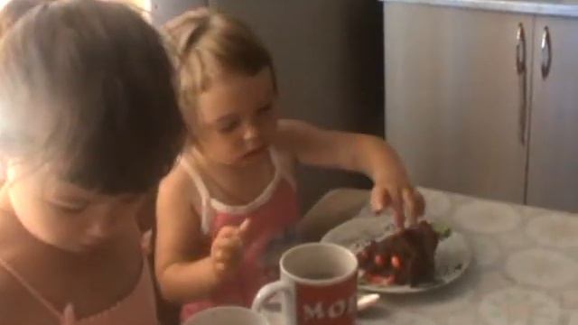 День рождения Санечке 3 года: 19 июля 2015 смотреть онлайн