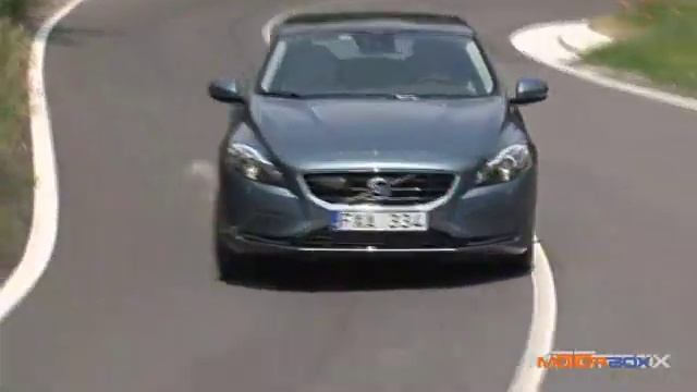 Volvo V40, la prova di MotorBox смотреть онлайн