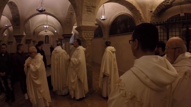 ➂ Giovedì Santo - Messa in Coena Domini 13 Aprile 2017 Basilica San Nicola – Bari смотреть онлайн