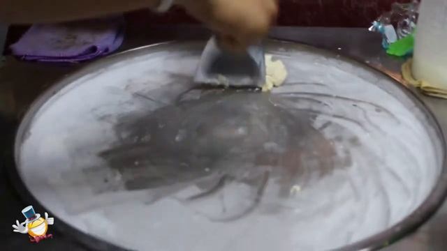 Как делать жареное мороженое в Паттайе. Мороженое в Тайланде смотреть онлайн