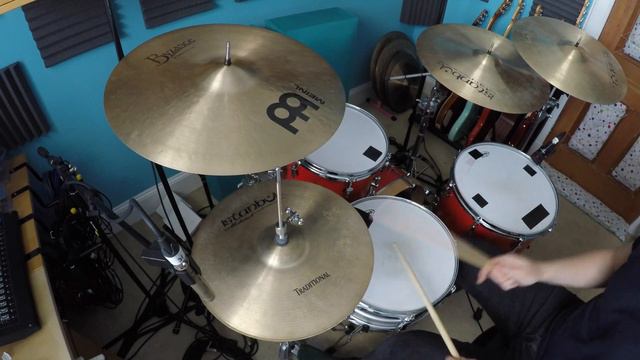 The 1975 - If You're Too Shy (Let Me Know) - Drum Cover смотреть онлайн