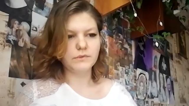 ПРОСТО ЛЕРА смотрит КАВЕРЫ на ЛЮТИКИ // СВЕТОФОРЫ // НЕ ЗВОНИ смотреть онлайн