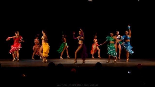 Stephanies Samba Carnaval Team - Paradizo - Sunshine Coast Latin Dance Festival смотреть онлайн