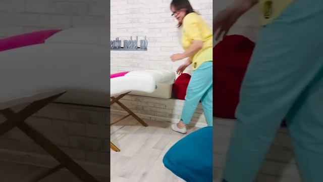 Кушетка для Перманетного макияжа смотреть онлайн