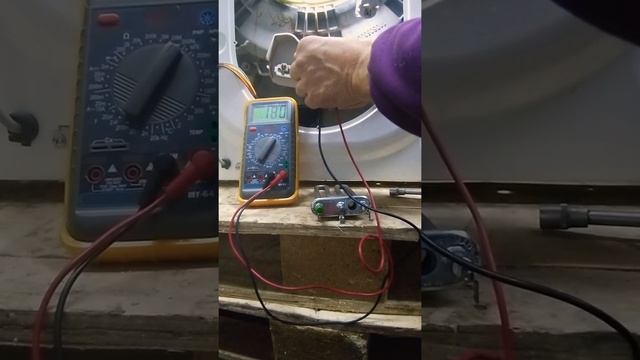 Проверка ТЭН (нагревательного элемента) на стиральной машинке ZANUSSI смотреть онлайн