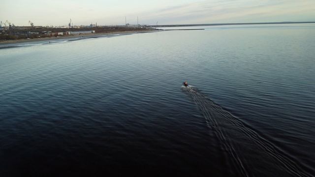 Моторная лодка на Белом море смотреть онлайн