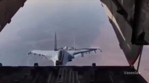 СУ-30М заглянул в грузовой отсек