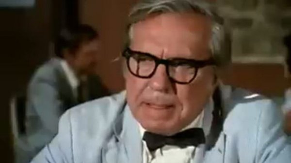 Lou Grant S01E01 Cophouse